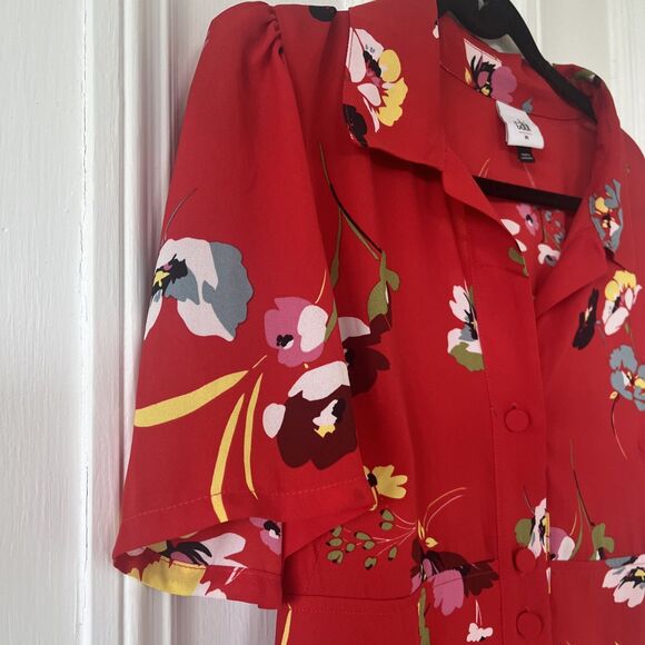 Cabi Afternoon Dress #6218 Red floral Pattern Medium Retail: $158 2 Pockets - Picture 6 of 12